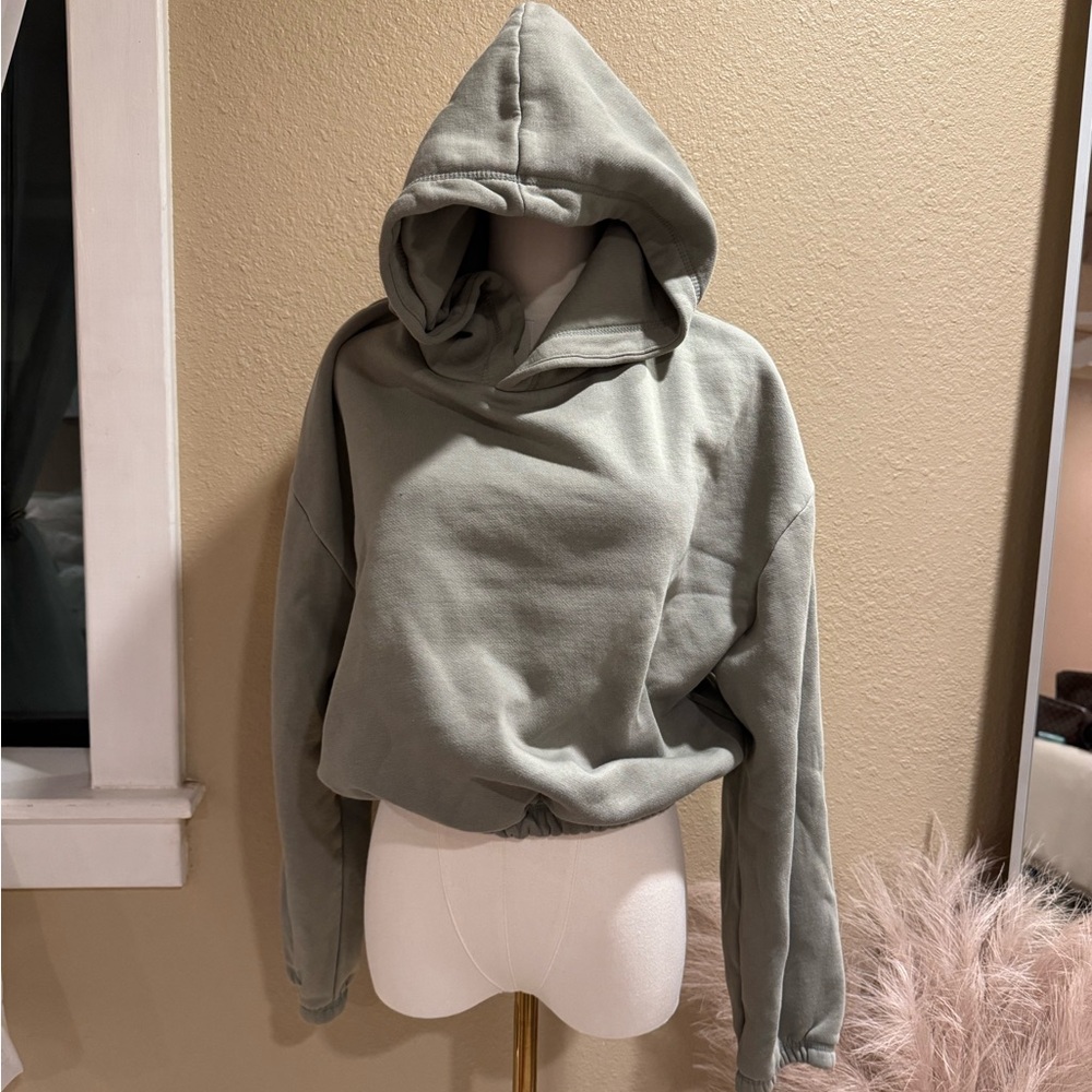 Zara Women's Light Green Hoodie